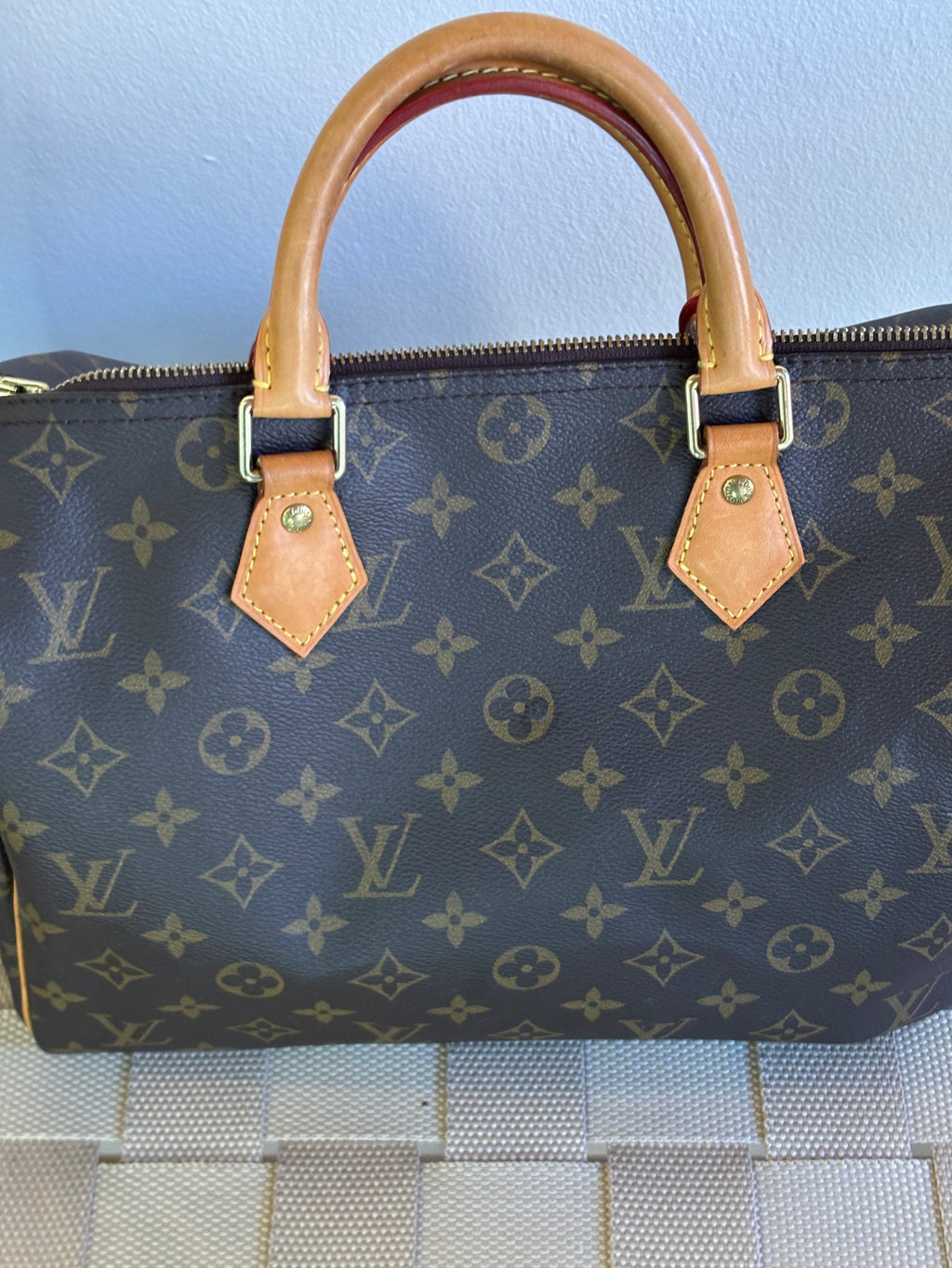 Louis Vuitton Speedy 30
