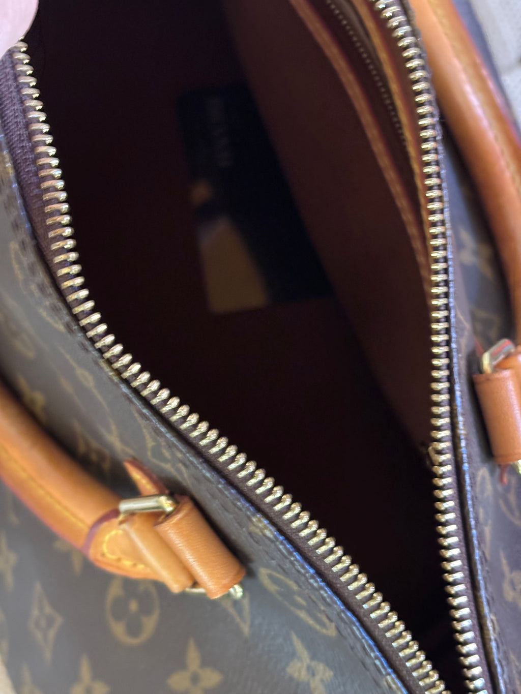 Louis Vuitton Speedy 30