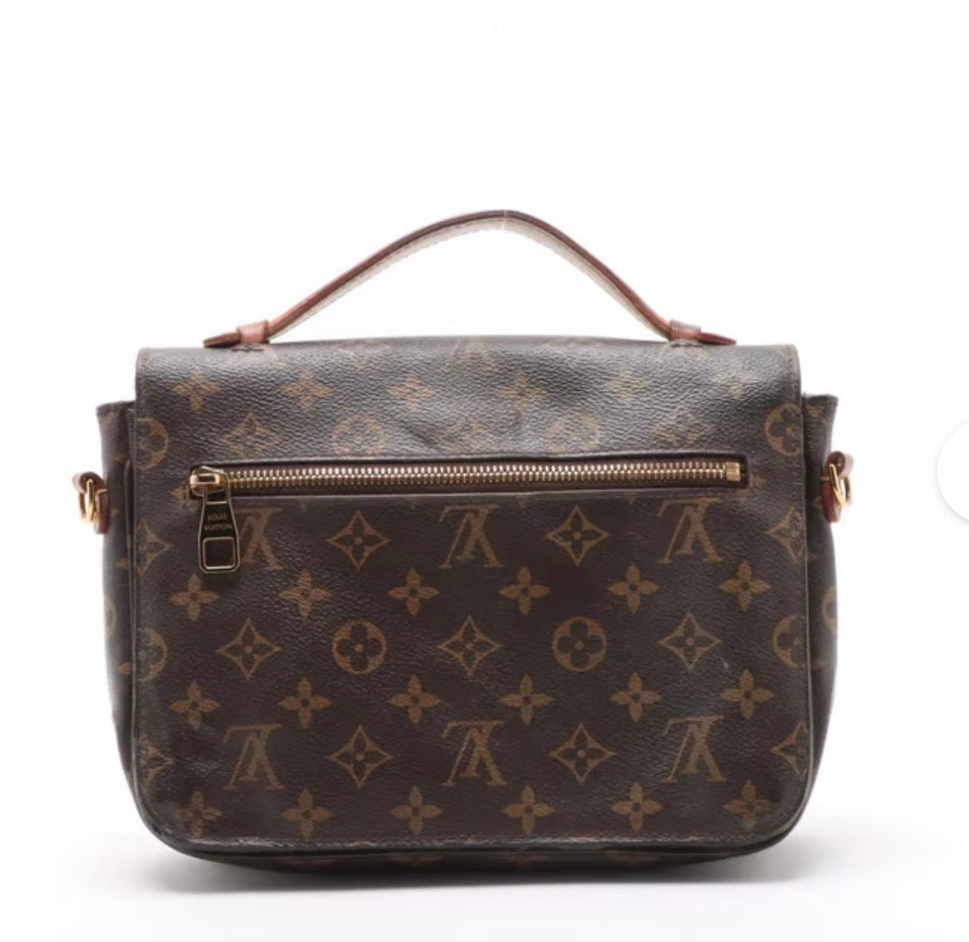 Louis Vuitton Pochette Metis taske