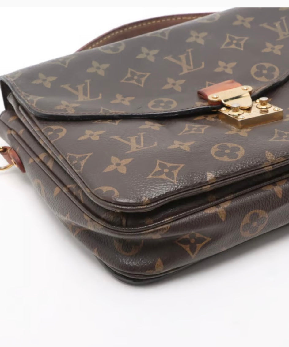 Louis Vuitton Pochette Metis taske