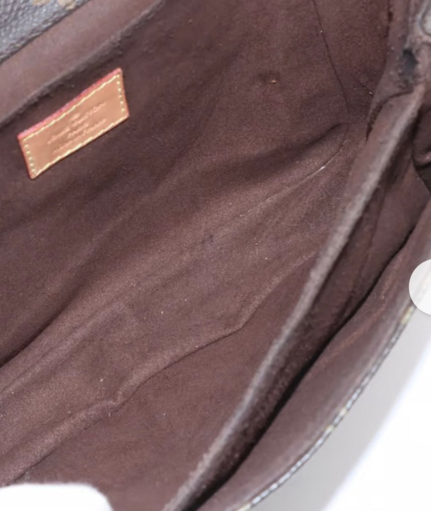 Louis Vuitton Pochette Metis taske