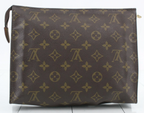 Louis Vuitton Pochette Toilette 26