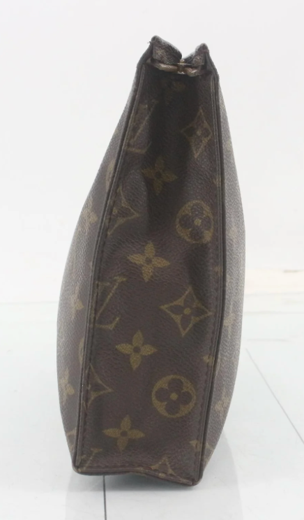 Louis Vuitton Pochette Toilette 26