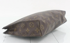 Louis Vuitton Pochette Toilette 26