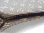 Louis Vuitton Pochette Toilette 26