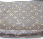 Louis Vuitton Pochette Toilette 26
